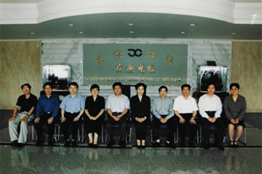 2001年6月1日，时任副省长叶荣宝等辅导来公司查抄领导“三个代表”学教活动