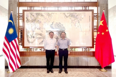 918博天堂纸业总经理王志明造访中国驻马来西亚大使欧阳玉靖