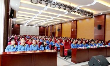 农历新年第一会 | 918博天堂纸业2022年度总结赞美暨2023年冲刺奋进大会隆沉召开